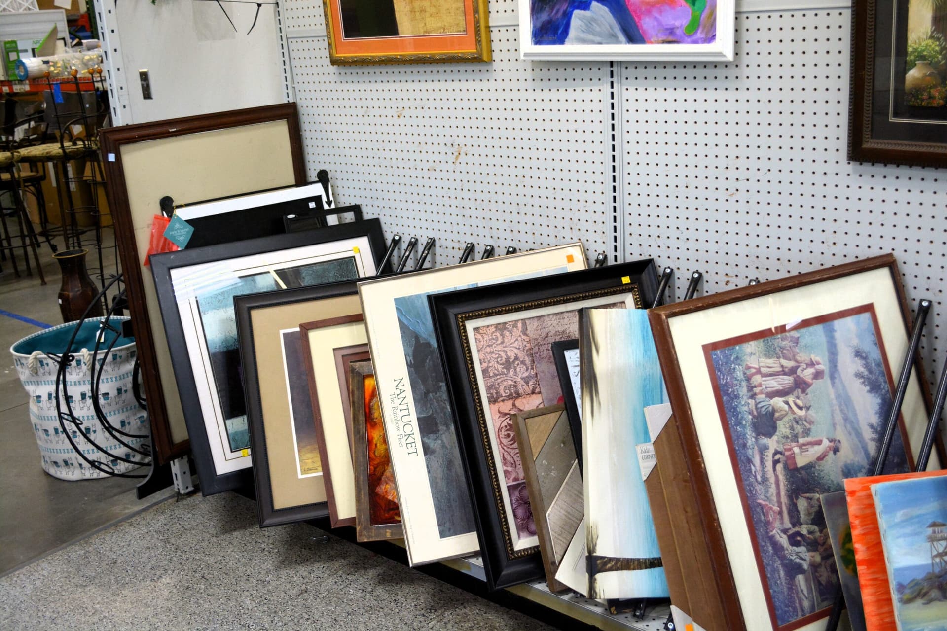 Pineville ReStore Frames and Wall Art