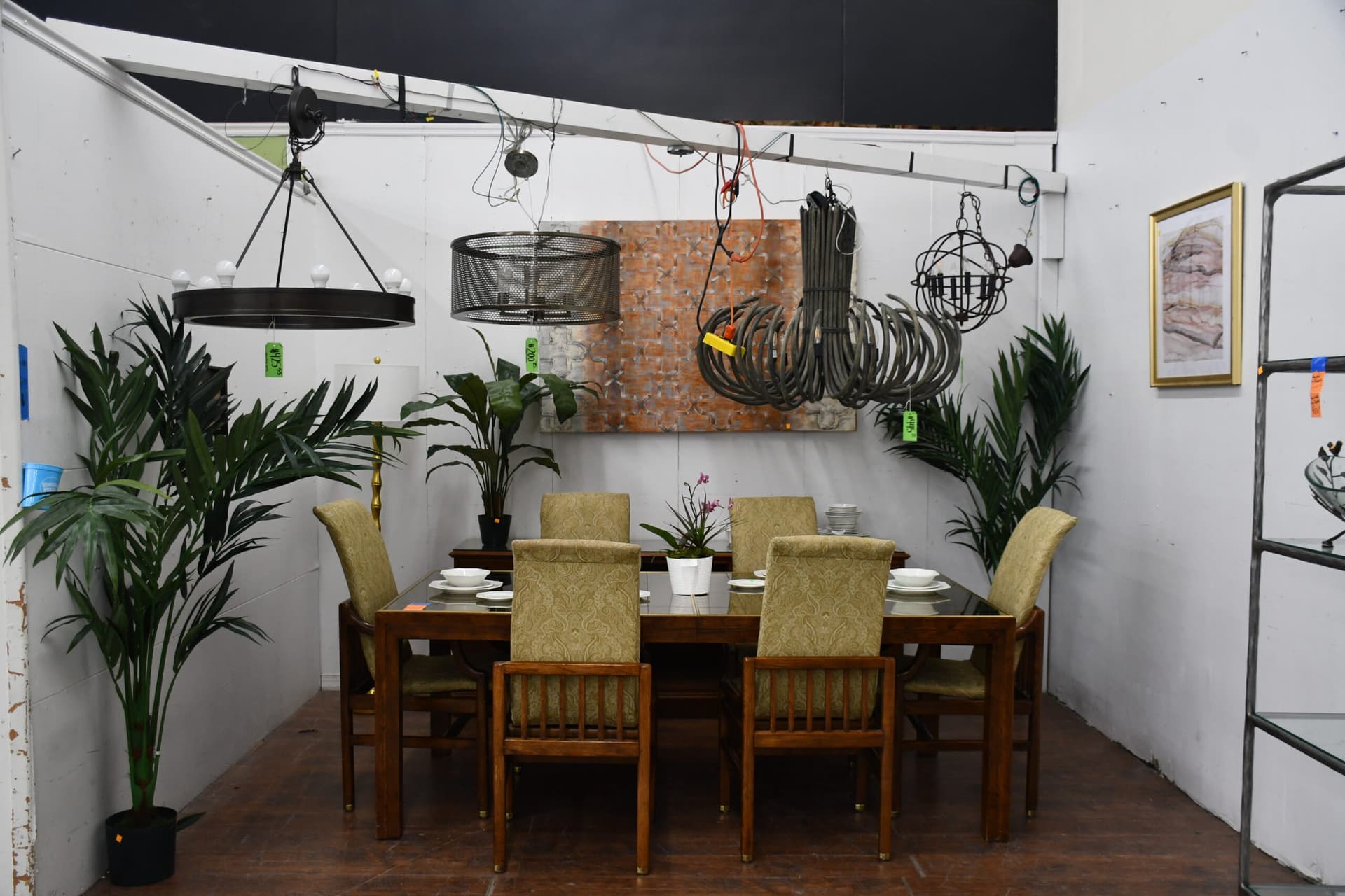 Wendover ReStore Vignette / Styled Room